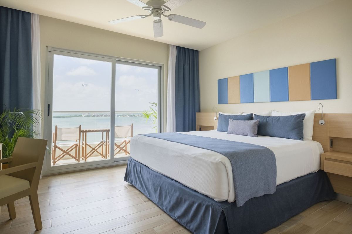 Hotel NYX Cancún — Lake view room